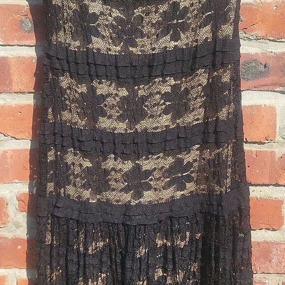 Max Studio black lace dress - Picture 3 of 8